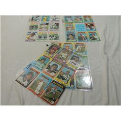 LOT 36 MISC 1970s BASEBALL CARDS