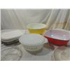 Image 2 : BOX LOT VINTAGE COOKWARE, PLATES, SERVING