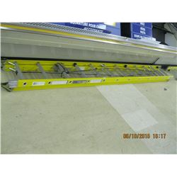 24' INDUSTRIAL LITE EXTENSION LADDER MD LP6124, GRADE 1
