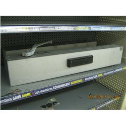 2 HUNTER AUTOMATIC DOOR CLOSERS