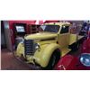 Image 1 : 1948 DIAMOND T PICK-UP (yellow)