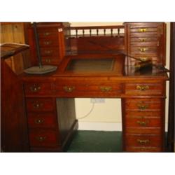 Late 19c Dickens desk in mahogany with seventeen drawers…