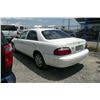Image 6 : 00 Mazda 626 4 Dr  Sedan - T - DRIVE