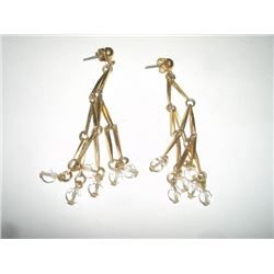 Beautiful Fashion Gold Colored And Crystal Earrings