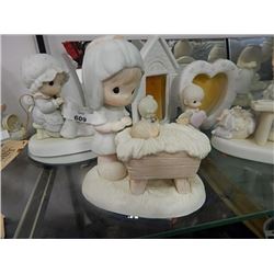 COLLECTABLE PRECIOUS MOMENTS PORCELEIN FIGURINE