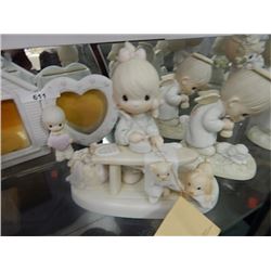 COLLECTABLE PRECIOUS MOMENTS PORCELEIN FIGURINE