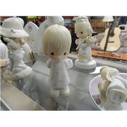 COLLECTABLE PRECIOUS MOMENTS PORCELEIN FIGURINE