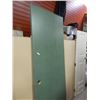 Image 1 : GREEN INTERIRO DOOR - 28 X 80"