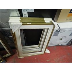 LOT OF PICTURE FRAMES - 4 TTL - NEW