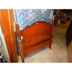 SINGLE MAPLE HEAD BOARD AND FOOT BOARD