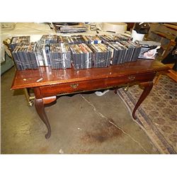 MAHOGANY WRIGHTING DESK