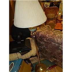 BRASS FLOOR LAMP