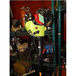 POULAN P2500 GAS WEED WACKER