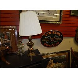 BRASS TABLE LAMP