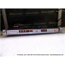 DATUM 9520 TIME DISPLAY