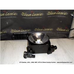 LOWEL OMNI L1091100180 PROFESSIONAL LIGHT (print sequence:) 66318