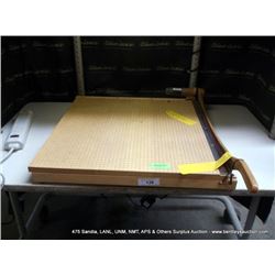 INGENTO 1162 24" PAPER CUTTER (print sequence:) 66326