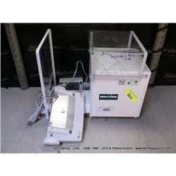 METTLER AX205 DIGITAL SCALE (print sequence:) H-064