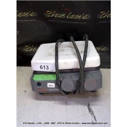CORNING PC320 STIRRER/HOTPLATE