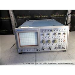 TEKTRONIX 2430 DIGITAL OSCILLOSCOPE