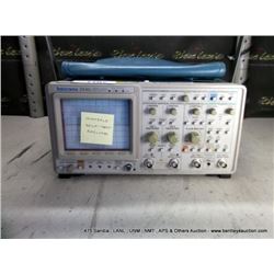 TEKTRONIX 2440 500MS/S DIGITAL OSCILLOSCOPE