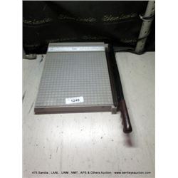 PAPER CUTTER (print sequence:) NO#