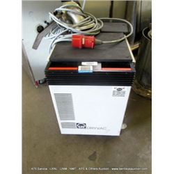 HLH LEYBOLD DRY VAC MODEL 1008