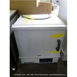 FISHER SCIENTIFIC OVEN