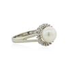 Image 2 : 14KT White Gold Pearl and Diamond Ring