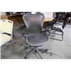 Image 2 : HERMAN MILLER AERON BLACK MESH BACK MULTILEVER ERGONOMIC TASK CHAIR