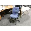 Image 2 : BLUE PATTERN MULTILEVER MID BACK TASK CHAIR