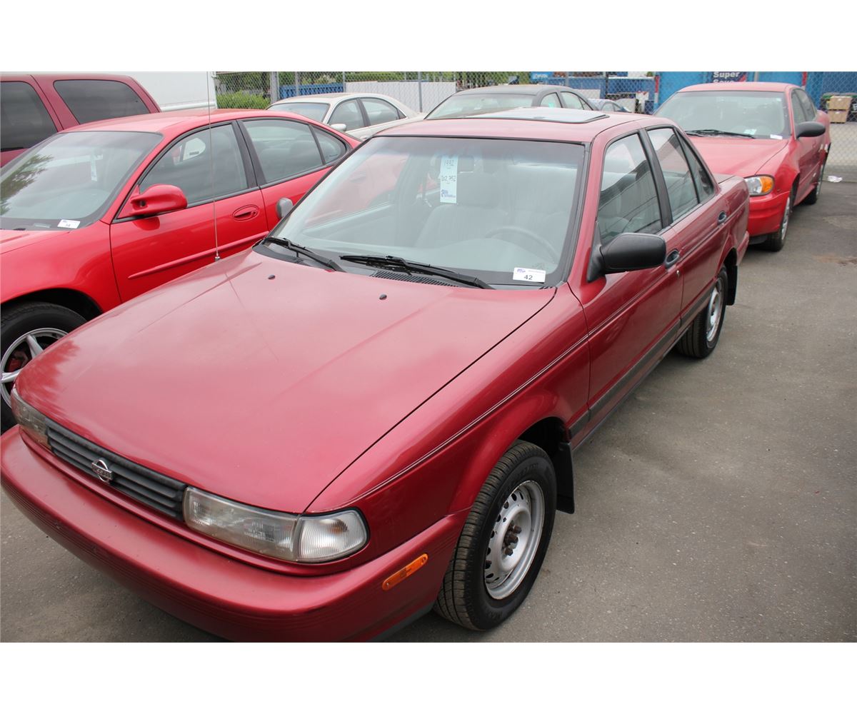 1992 NISSAN SENTRA XE RED VIN 1N4EB31SXNC712514