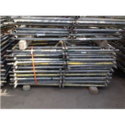 40 - 3' SCAFFOLDING FRAMES WITH 10 - 10' WORK PLATFORMS AND 1 BUNDLE OF 11' CROSSBARS