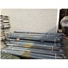Image 3 : 40 - 3' SCAFFOLDING FRAMES WITH 10 - 10' WORK PLATFORMS AND 1 BUNDLE OF 11' CROSSBARS