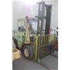 Image 1 : GREEN CLARK C500 2 STAGE 7775 LB PROPANE FORKLIFT