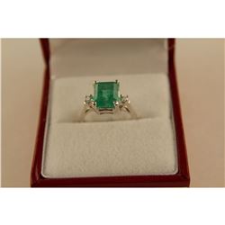 LADIES 14KT WHITE GOLD NATURAL EMERALD AND DIAMOND SET DRESS RING SET WITH 1 STEP CUT  EMERALD