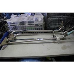 3 CARPET CLEANING WANDS