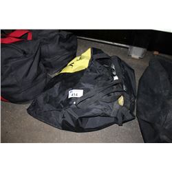 BAG OF ASSORTED DRIEAZ HOSE AND ATTACHMENTS