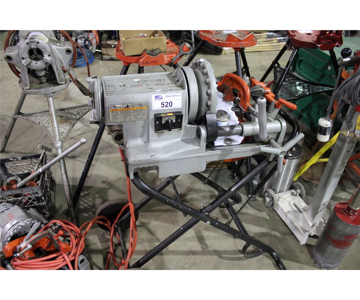 RIDGID 300 COMPACT PIPE THREADING MACHINE