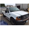 Image 2 : 2001 FORD F 250XL SUPERDUTY  VIN 1FTNF20L91EB53412
