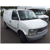 Image 2 : 1999 GMC SAFARI CARGO VAN VIN 1GTDM19W1XB514084