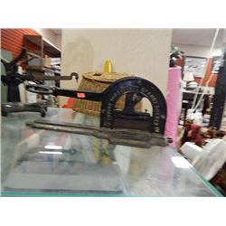 VINTAGE TOBACCO CUTTER