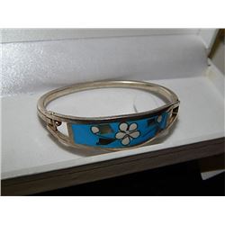 VINTAGE JEWELERY - SILVER INLAID BRACLET