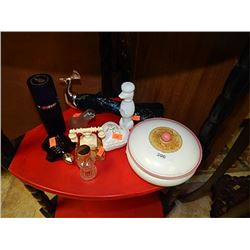 LOT OF COLLECTABLES - AVON