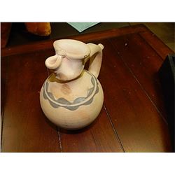 VINTAGE POTTERY POTTERY JUG