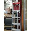 Image 2 : Werner Aluminum 6' Step Ladder