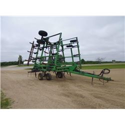 JD Model 680 31ft Chisel Plow
