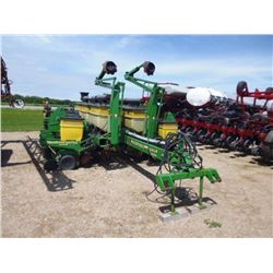 96 JD 1770 12R30 Maxemerge Plus Planter