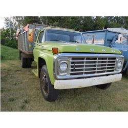 1975 FORD F500 GRAIN TRUCK