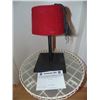 Image 2 : MUMMY THE SCREEN USED RED TARBOOSH
